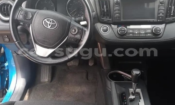 Sayi Na hannu Toyota RAV4 Blue Mota in Boulsa a Namentenga Sayi Na hannu Toyota RAV4 Blue Mota in Boulsa a Namentenga