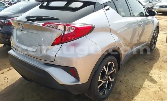 Acheter Occasion Voiture Toyota C-HR Autre à Bobo Dioulasso, Burkina-Faso Acheter Occasion Voiture Toyota C-HR Autre à Bobo Dioulasso, Burkina-Faso