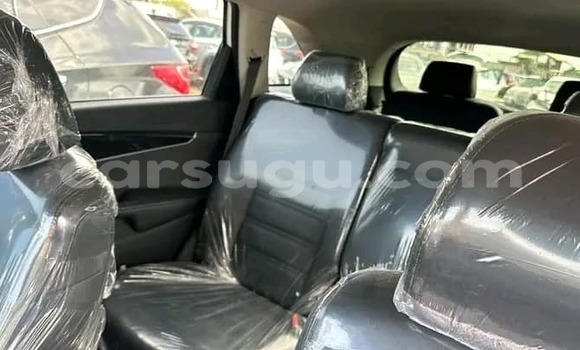 Sayi Na hannu Hyundai Santa Fe White Mota in Boromo a Bale Sayi Na hannu Hyundai Santa Fe White Mota in Boromo a Bale