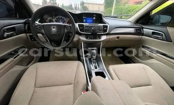 Acheter Occasion Voiture Honda Accord Blanc à Bogande, Gnagna Acheter Occasion Voiture Honda Accord Blanc à Bogande, Gnagna