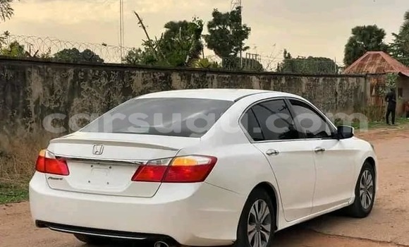Acheter Occasion Voiture Honda Accord Blanc à Bogande, Gnagna Acheter Occasion Voiture Honda Accord Blanc à Bogande, Gnagna