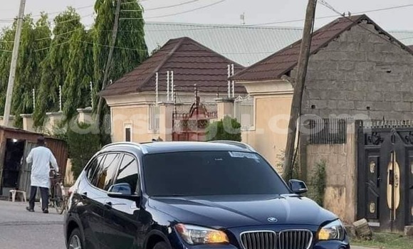 Acheter Occasion Voiture BMW X1 Bleu à Bogande, Gnagna Acheter Occasion Voiture BMW X1 Bleu à Bogande, Gnagna