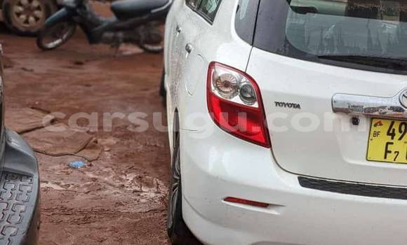 Buy Used Toyota Matrix White Car in Bobo Dioulasso in Burkina Faso Buy Used Toyota Matrix White Car in Bobo Dioulasso in Burkina Faso