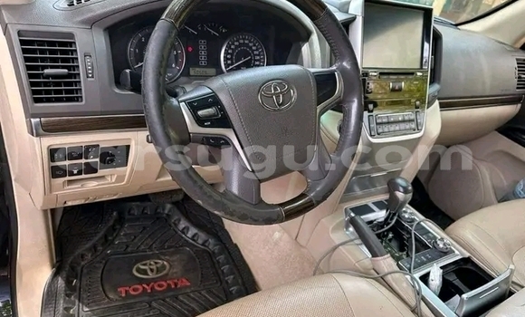 Acheter Occasion Voiture Toyota Land Cruiser Noir à Ouagadougou, Burkina-Faso Acheter Occasion Voiture Toyota Land Cruiser Noir à Ouagadougou, Burkina-Faso