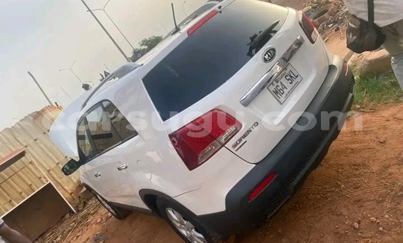 Buy Used Kia Sorento White Car in Kongoussi in Bam Buy Used Kia Sorento White Car in Kongoussi in Bam