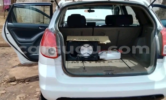 Buy Used Toyota Matrix White Car in Ouagadougou in Burkina Faso Buy Used Toyota Matrix White Car in Ouagadougou in Burkina Faso