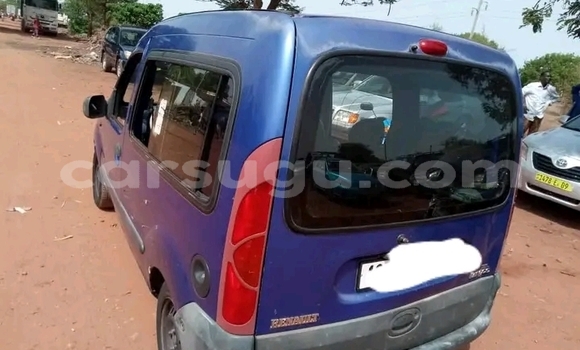 Buy Used Renault Kangoo Blue Car in Ouagadougou in Burkina Faso Buy Used Renault Kangoo Blue Car in Ouagadougou in Burkina Faso