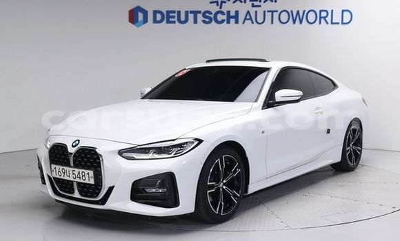 Sayi Na hannu BMW 4er Sauran Mota in Ouagadougou a Burkina Faso Sayi Na hannu BMW 4er Sauran Mota in Ouagadougou a Burkina Faso