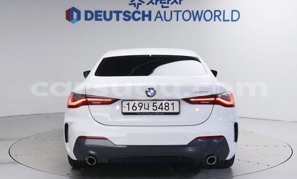 Sayi Na hannu BMW 4er Sauran Mota in Ouagadougou a Burkina Faso Sayi Na hannu BMW 4er Sauran Mota in Ouagadougou a Burkina Faso