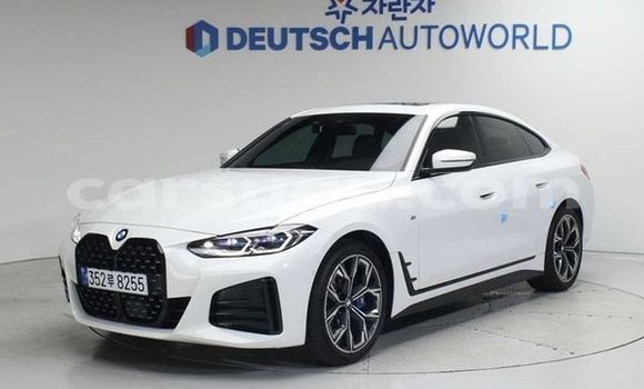 Sayi Na hannu BMW 4er Sauran Mota in Ouagadougou a Burkina Faso Sayi Na hannu BMW 4er Sauran Mota in Ouagadougou a Burkina Faso