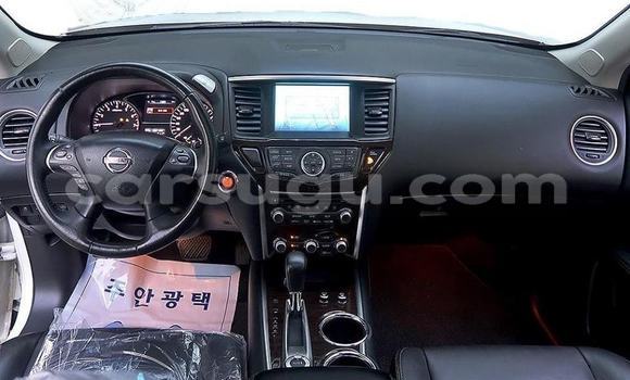 Sayi Na hannu Nissan Pathfinder Sauran Mota in Ouagadougou a Burkina Faso Sayi Na hannu Nissan Pathfinder Sauran Mota in Ouagadougou a Burkina Faso