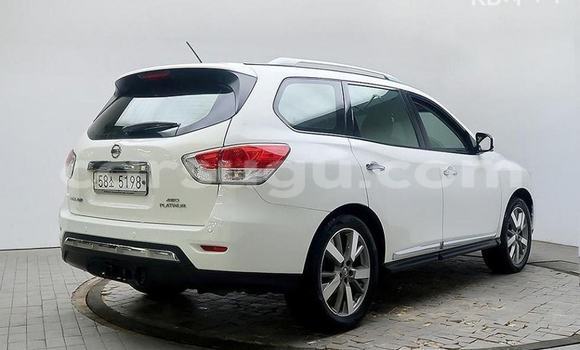 Sayi Na hannu Nissan Pathfinder Sauran Mota in Ouagadougou a Burkina Faso Sayi Na hannu Nissan Pathfinder Sauran Mota in Ouagadougou a Burkina Faso