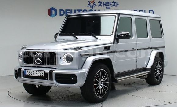 Sayi Na hannu Mercedes-Benz 190–Series Sauran Mota in Ouagadougou a Burkina Faso Sayi Na hannu Mercedes-Benz 190–Series Sauran Mota in Ouagadougou a Burkina Faso