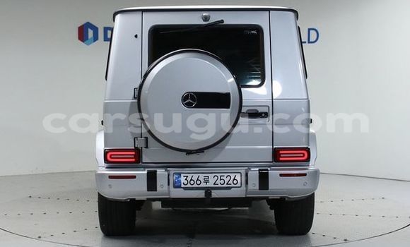 Sayi Na hannu Mercedes-Benz 190–Series Sauran Mota in Ouagadougou a Burkina Faso Sayi Na hannu Mercedes-Benz 190–Series Sauran Mota in Ouagadougou a Burkina Faso