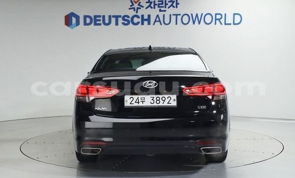 Sayi Na hannu Hyundai Aslan Sauran Mota in Ouagadougou a Burkina Faso Sayi Na hannu Hyundai Aslan Sauran Mota in Ouagadougou a Burkina Faso