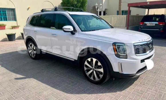 Sayi Na hannu Kia Towner White Mota in Ouagadougou a Burkina Faso