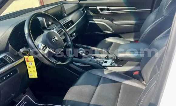 Buy Used Kia Towner White Car in Ouagadougou in Burkina Faso Buy Used Kia Towner White Car in Ouagadougou in Burkina Faso