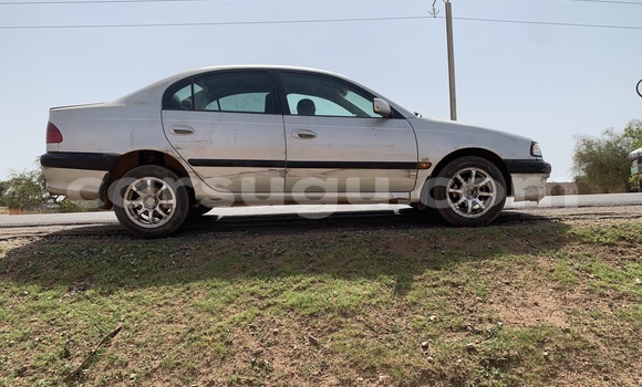 Sayi Na hannu Toyota Avensis Azurfa Mota in Ouagadougou a Burkina Faso Sayi Na hannu Toyota Avensis Azurfa Mota in Ouagadougou a Burkina Faso