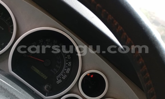 Sayi Na hannu Toyota Tundra White Mota in Ouagadougou a Burkina Faso Sayi Na hannu Toyota Tundra White Mota in Ouagadougou a Burkina Faso