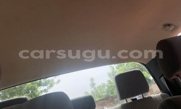 Sayi Na hannu Toyota Tundra White Mota in Ouagadougou a Burkina Faso Sayi Na hannu Toyota Tundra White Mota in Ouagadougou a Burkina Faso