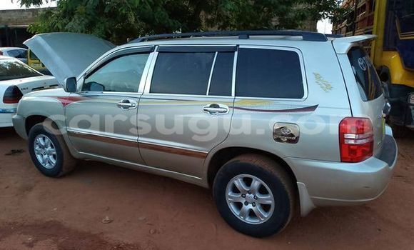 Acheter Occasion Voiture Toyota Highlander Autre à Ouagadougou, Burkina-Faso Acheter Occasion Voiture Toyota Highlander Autre à Ouagadougou, Burkina-Faso