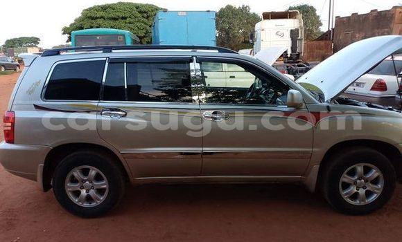 Acheter Occasion Voiture Toyota Highlander Autre à Ouagadougou, Burkina-Faso Acheter Occasion Voiture Toyota Highlander Autre à Ouagadougou, Burkina-Faso