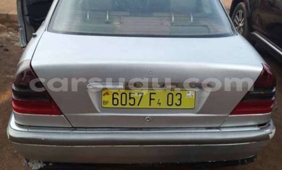 Acheter Occasion Voiture Mercedes Viano Autre à Ouagadougou, Burkina-Faso Acheter Occasion Voiture Mercedes Viano Autre à Ouagadougou, Burkina-Faso