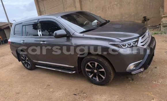 Acheter Occasion Voiture Toyota Highlander Autre à Ouagadougou, Burkina-Faso Acheter Occasion Voiture Toyota Highlander Autre à Ouagadougou, Burkina-Faso