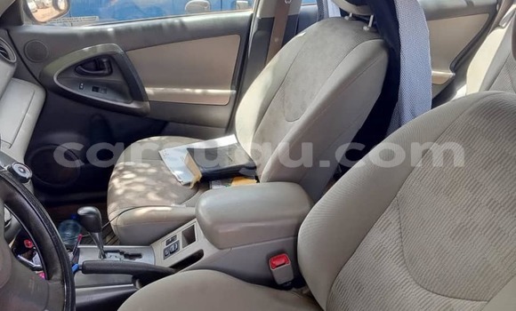 Sayi Na hannu Toyota RAV4 Sauran Mota in Batie a Noumbiel Sayi Na hannu Toyota RAV4 Sauran Mota in Batie a Noumbiel