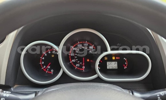 Sayi Na hannu Toyota Matrix White Mota in Bobo Dioulasso a Burkina Faso Sayi Na hannu Toyota Matrix White Mota in Bobo Dioulasso a Burkina Faso