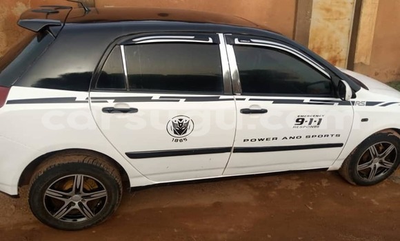 Sayi Na hannu Toyota Corolla White Mota in Ouagadougou a Burkina Faso Sayi Na hannu Toyota Corolla White Mota in Ouagadougou a Burkina Faso