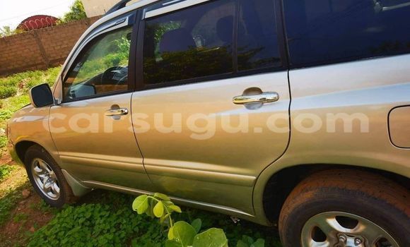 Acheter Occasion Voiture Toyota Highlander Autre à Ouagadougou, Burkina-Faso Acheter Occasion Voiture Toyota Highlander Autre à Ouagadougou, Burkina-Faso