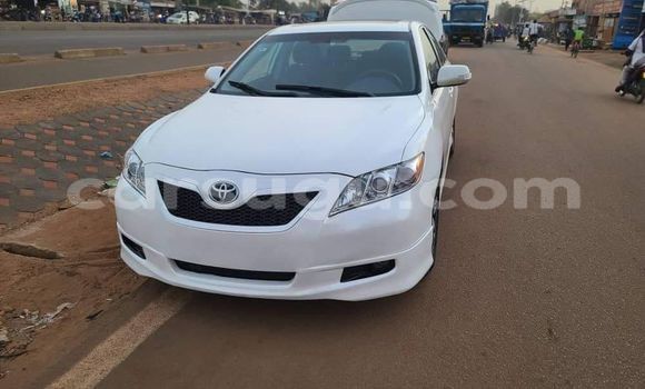 Acheter Occasion Voiture Toyota Camry Blanc à Ouagadougou, Burkina-Faso Acheter Occasion Voiture Toyota Camry Blanc à Ouagadougou, Burkina-Faso