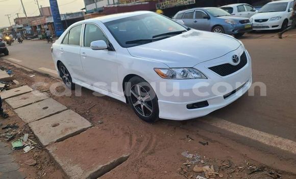 Acheter Occasion Voiture Toyota Camry Blanc à Ouagadougou, Burkina-Faso Acheter Occasion Voiture Toyota Camry Blanc à Ouagadougou, Burkina-Faso