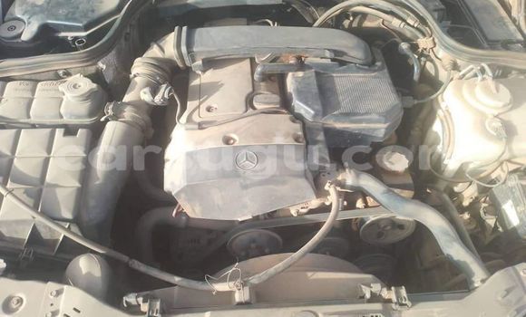 Acheter Occasion Voiture Mercedes-Benz C–Class Blanc à Boulsa, Namentenga Acheter Occasion Voiture Mercedes-Benz C–Class Blanc à Boulsa, Namentenga