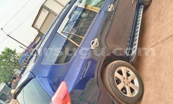 Acheter Occasion Voiture Toyota RAV4 Bleu à Batie, Noumbiel Acheter Occasion Voiture Toyota RAV4 Bleu à Batie, Noumbiel