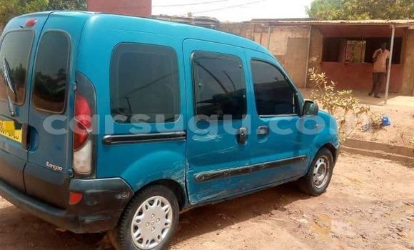 Acheter Occasion Voiture Renault Kangoo Bleu à Ouagadougou, Burkina-Faso Acheter Occasion Voiture Renault Kangoo Bleu à Ouagadougou, Burkina-Faso