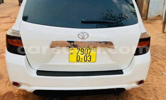 Sayi Na hannu Toyota Highlander White Mota in Banfora a Burkina Faso Sayi Na hannu Toyota Highlander White Mota in Banfora a Burkina Faso