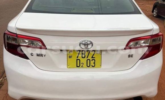 Acheter Occasion Voiture Toyota Camry Blanc à Bogande, Gnagna Acheter Occasion Voiture Toyota Camry Blanc à Bogande, Gnagna
