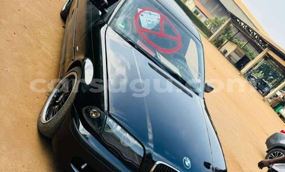 Sayi Na hannu BMW 1M Black Mota in Ouagadougou a Burkina Faso Sayi Na hannu BMW 1M Black Mota in Ouagadougou a Burkina Faso