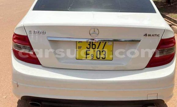 Sayi Na hannu Mercedes-Benz C-klasse White Mota in Boromo a Bale Sayi Na hannu Mercedes-Benz C-klasse White Mota in Boromo a Bale