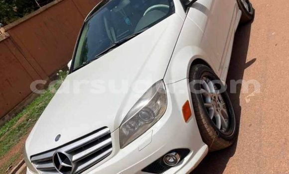 Sayi Na hannu Mercedes-Benz C-klasse White Mota in Boromo a Bale Sayi Na hannu Mercedes-Benz C-klasse White Mota in Boromo a Bale