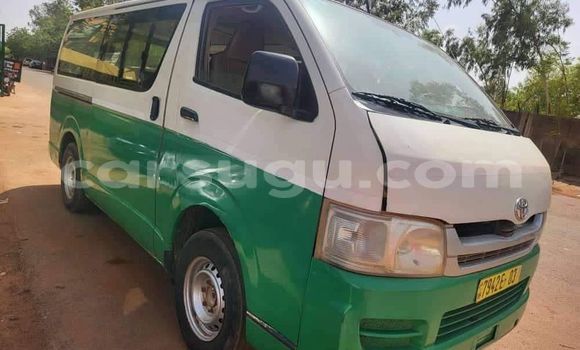 Sayi Na hannu Toyota Hiace Sauran Mota in Bekuy a Houet Sayi Na hannu Toyota Hiace Sauran Mota in Bekuy a Houet