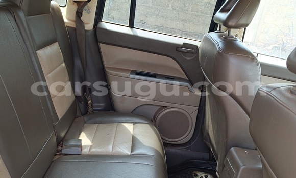 Acheter Occasion Voiture Jeep Compass Vert à Ouagadougou, Burkina-Faso Acheter Occasion Voiture Jeep Compass Vert à Ouagadougou, Burkina-Faso