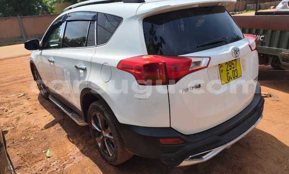 Acheter Occasion Voiture Toyota RAV4 Blanc à Bekuy, Houet Acheter Occasion Voiture Toyota RAV4 Blanc à Bekuy, Houet