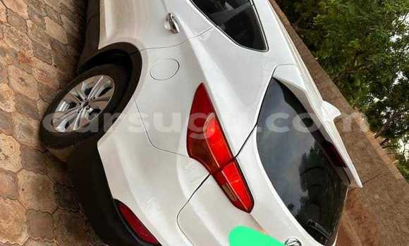 Acheter Occasion Voiture Hyundai Santa Fe Blanc à Ouagadougou, Burkina-Faso Acheter Occasion Voiture Hyundai Santa Fe Blanc à Ouagadougou, Burkina-Faso