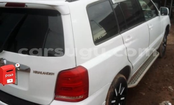 Acheter Occasion Voiture Toyota Highlander Blanc à Bekuy, Houet Acheter Occasion Voiture Toyota Highlander Blanc à Bekuy, Houet