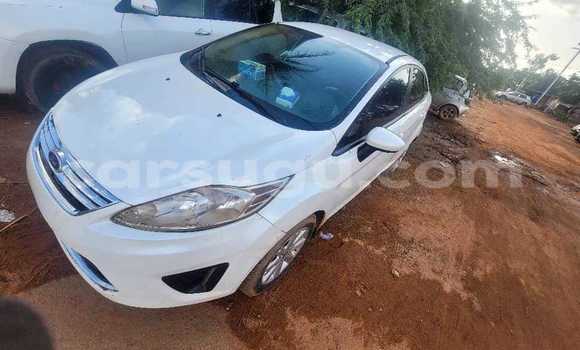 Acheter Occasion Voiture Ford Fiesta Blanc à Bekuy, Houet Acheter Occasion Voiture Ford Fiesta Blanc à Bekuy, Houet