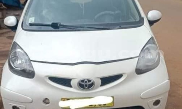 Acheter Occasion Voiture Toyota Aygo Blanc à Bekuy, Houet Acheter Occasion Voiture Toyota Aygo Blanc à Bekuy, Houet
