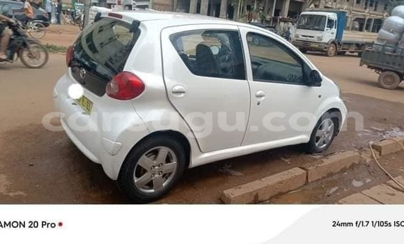 Acheter Occasion Voiture Toyota Aygo Blanc à Bekuy, Houet Acheter Occasion Voiture Toyota Aygo Blanc à Bekuy, Houet